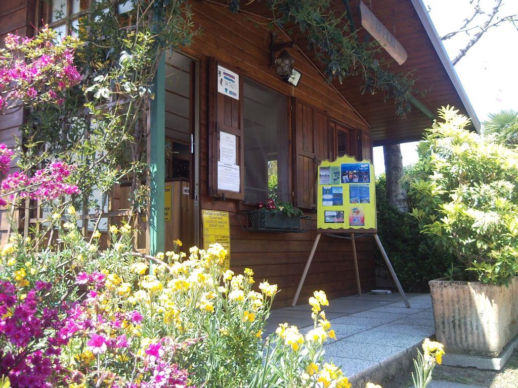 Camping Royal Pettenasco Esterno foto
