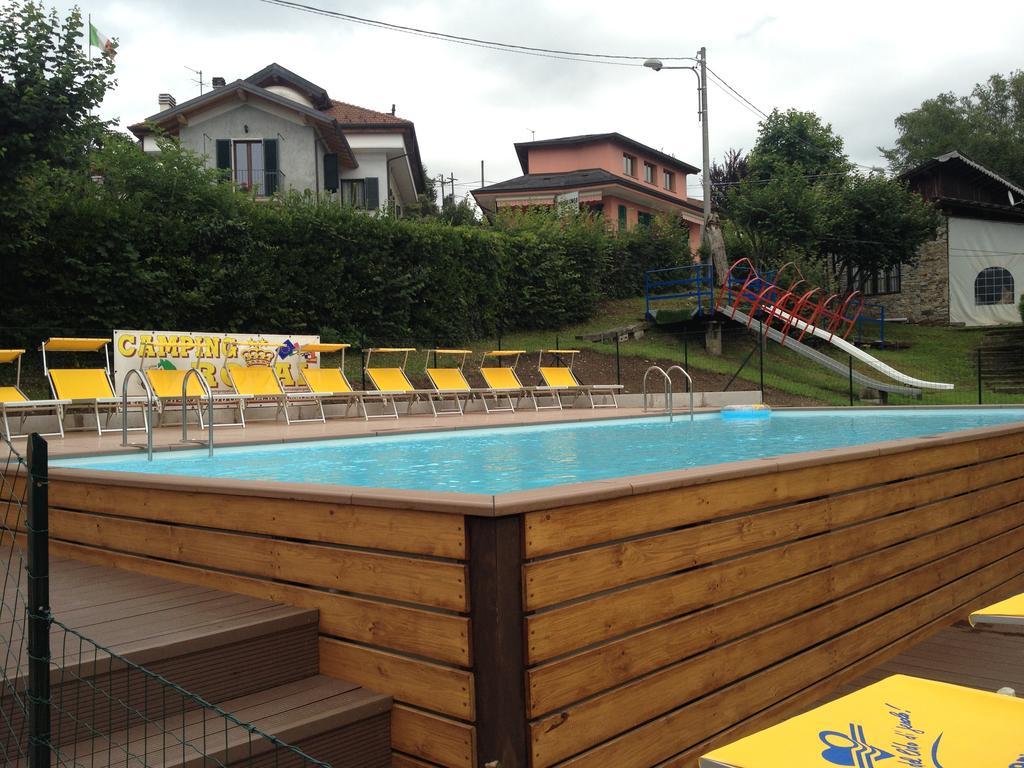 Camping Royal Pettenasco Esterno foto