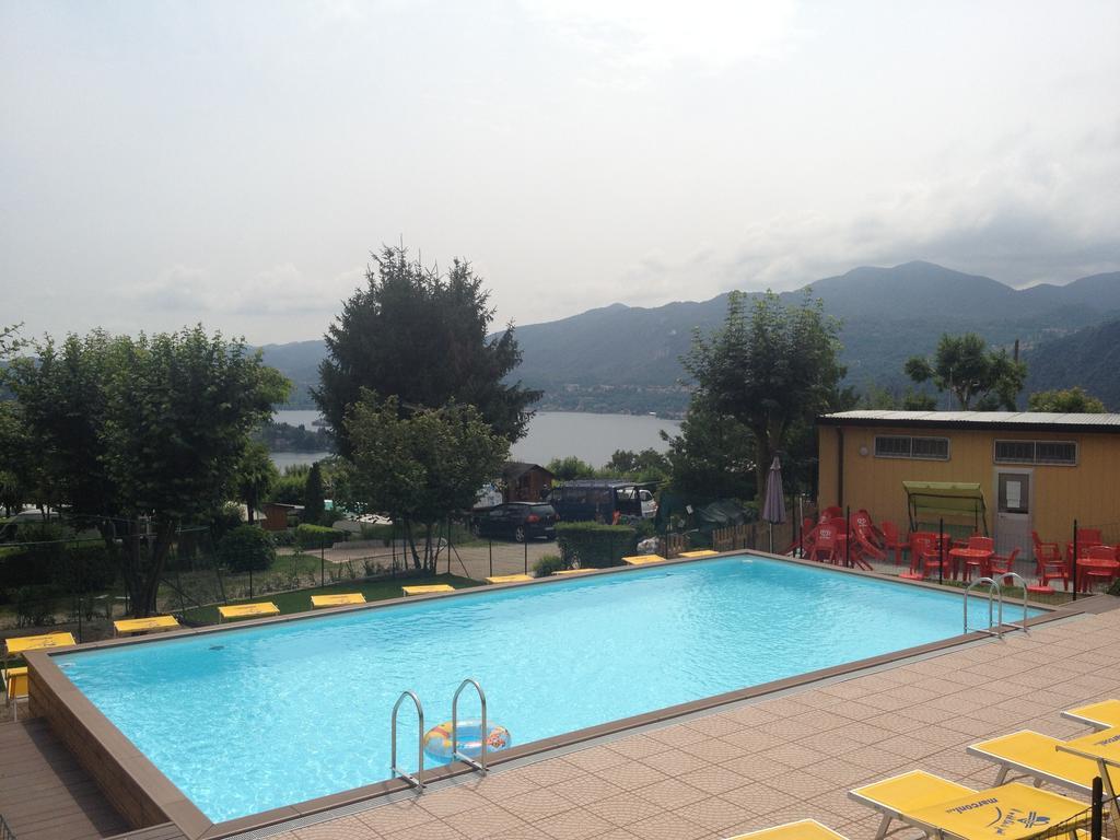 Camping Royal Pettenasco Esterno foto