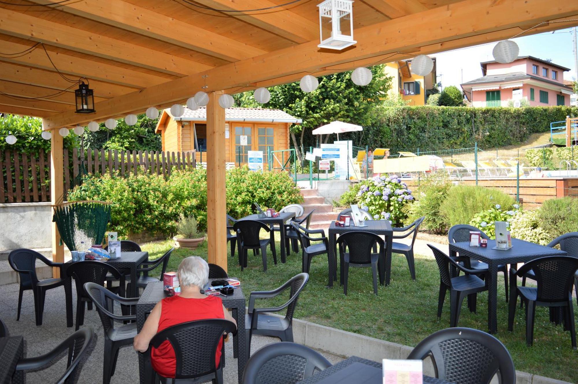 Camping Royal Pettenasco Esterno foto