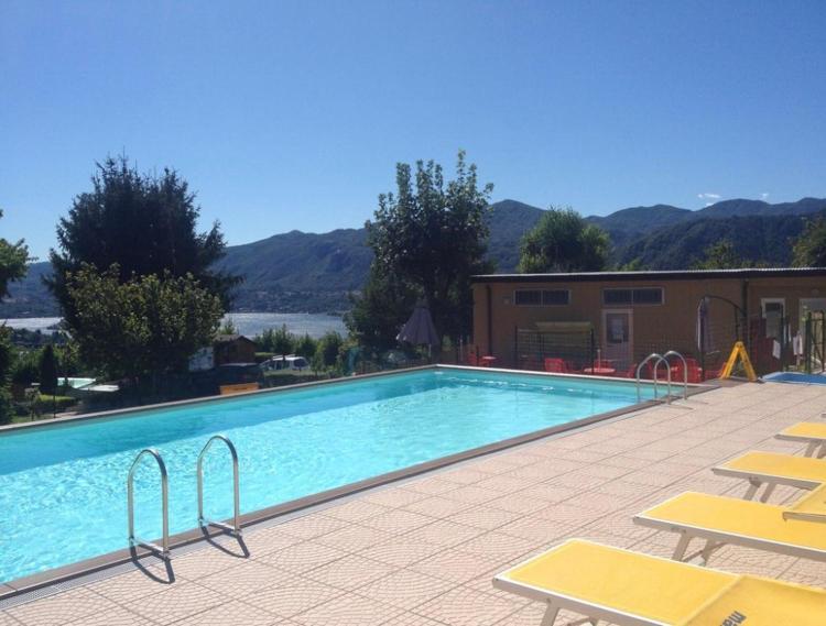 Camping Royal Pettenasco Esterno foto